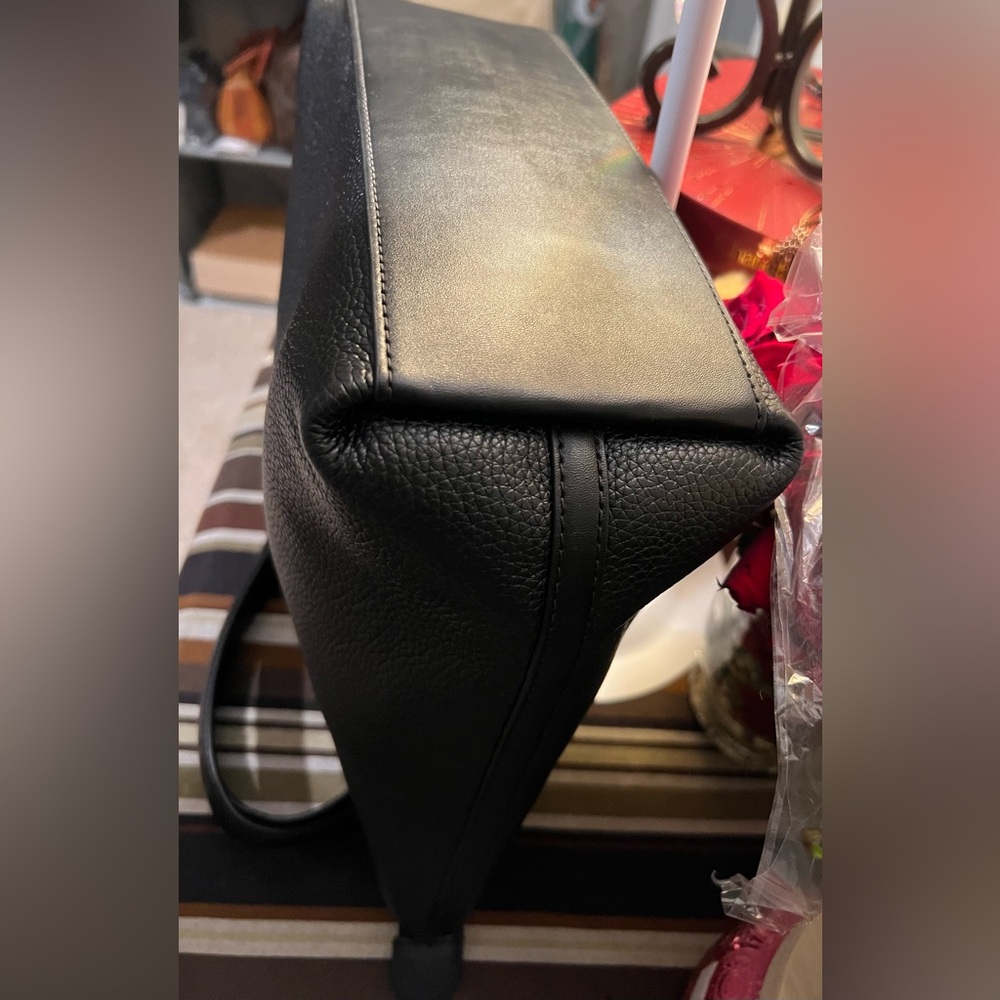 Michael Kors Black Leather Tote Bag - Picture 11 of 16